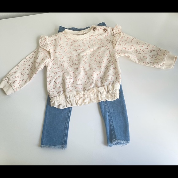 Shirt and Jeans 24 m - Picture 3 of 6